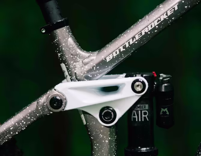 Forged Rocker and Chainstay Yoke