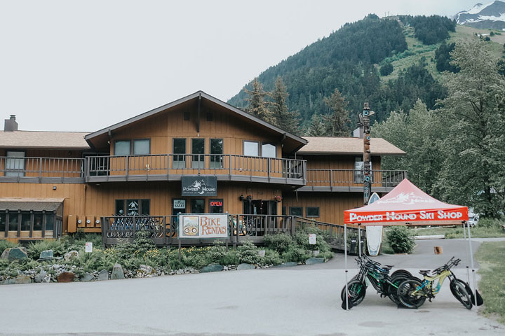 Powder Hound Ski and Bike Authorized Transition Demo Center